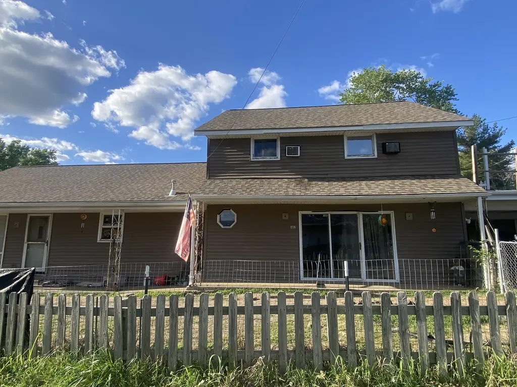 302 N Illinois Ave