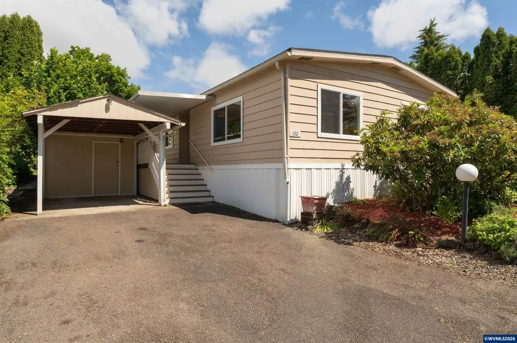 5055 NE Elliott Cir #122
