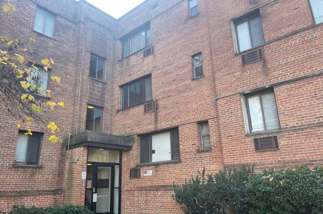 4717 1st St SW #302