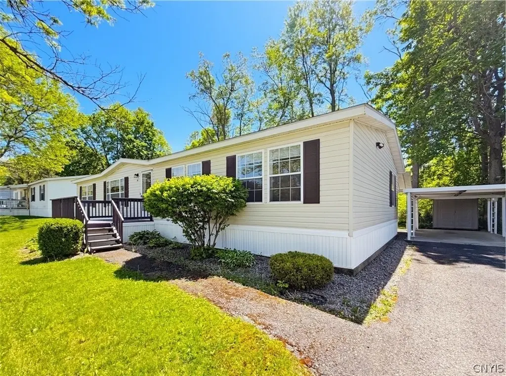 84 Millstream Ct