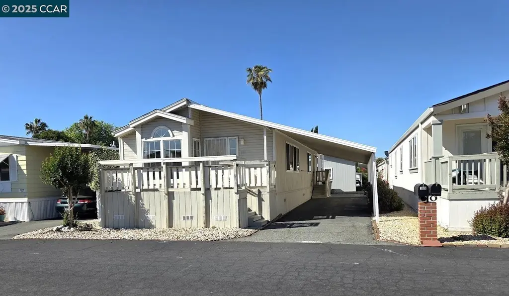 189 Kona Cir