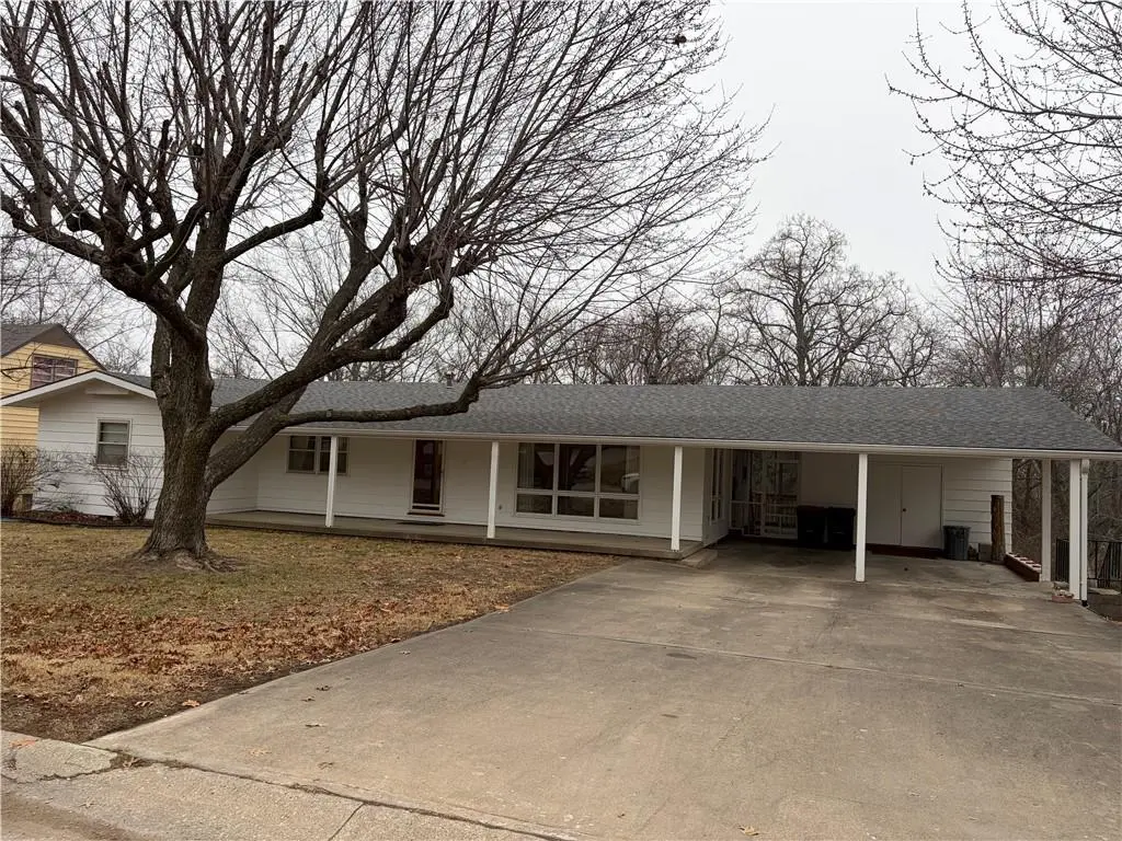 707 Laurel Dr