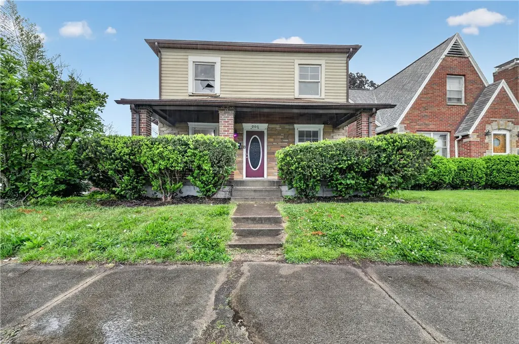 205 Rita St
