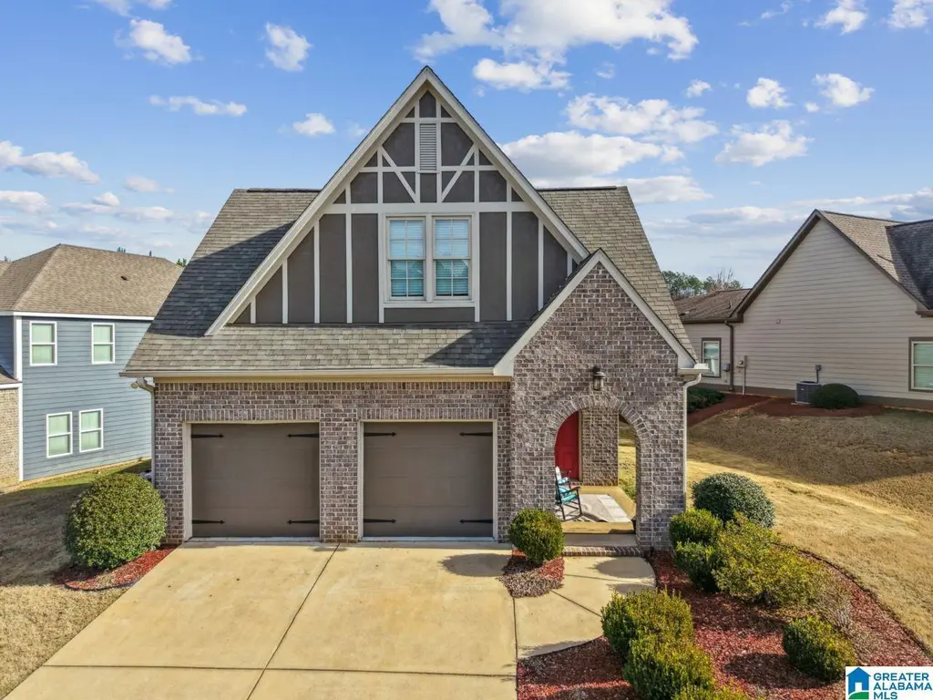 4846 Mountain Gap Dr