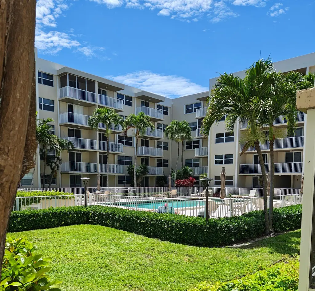 2929 S Ocean Blvd #2110