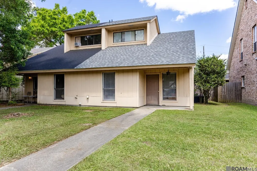 2328 Brightside Dr