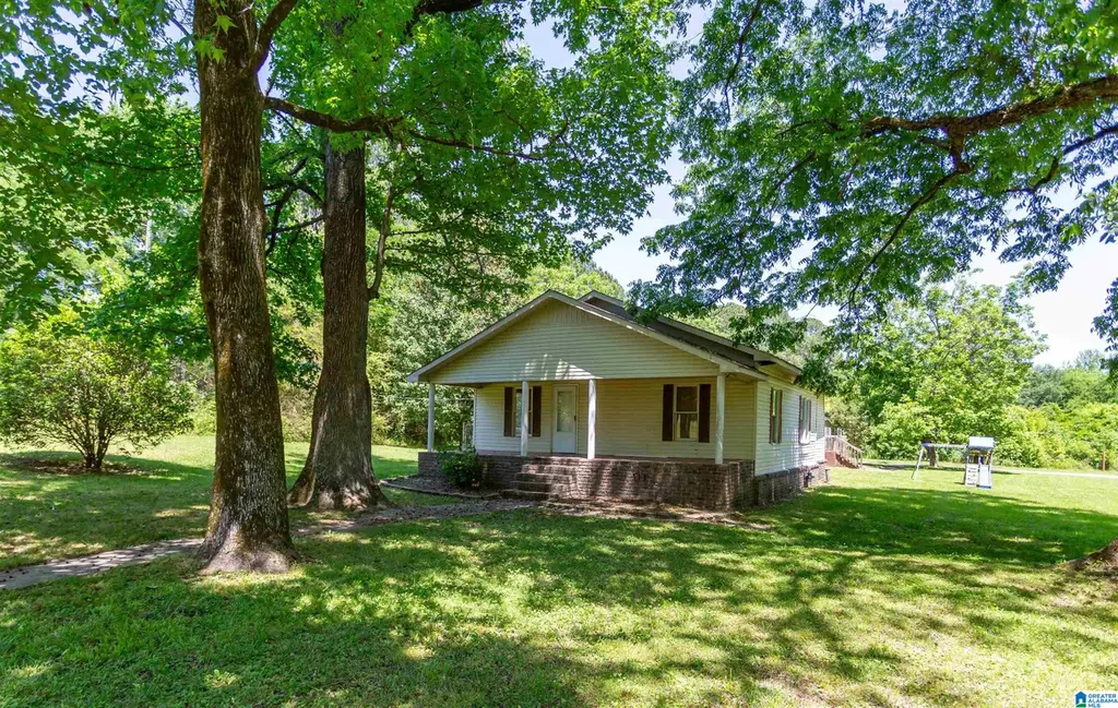 1907 Kelly Loop Rd