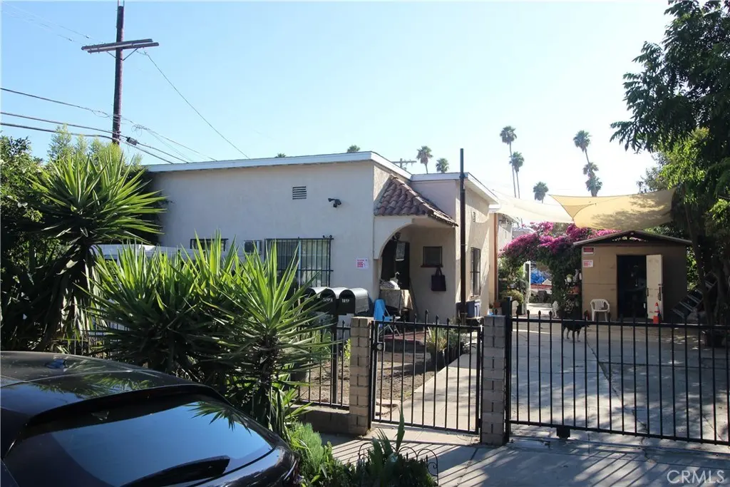 3817 Drysdale