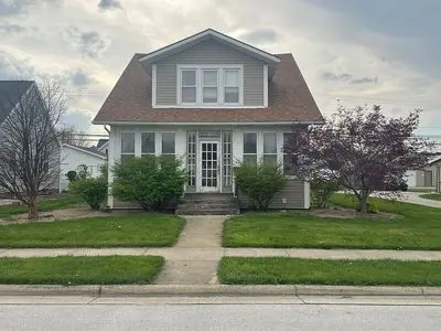 311 S Walnut St
