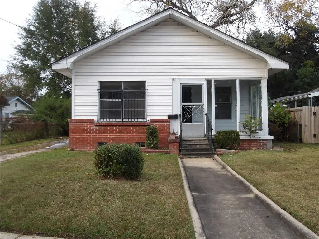 1706 Lomeroy St