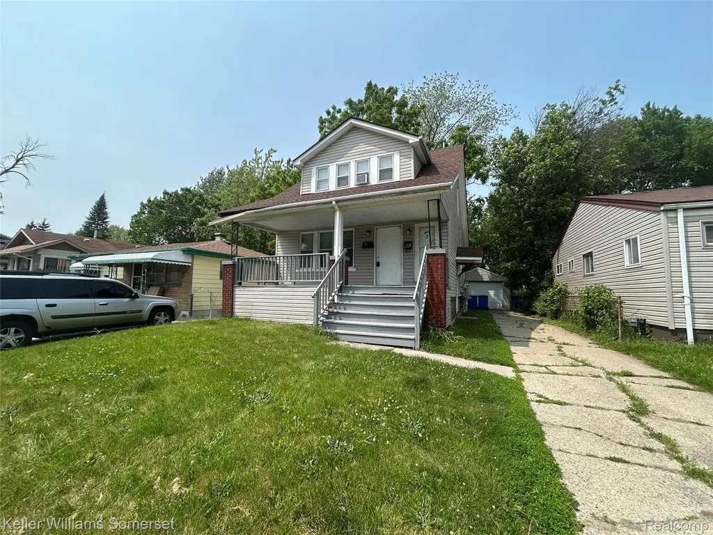 7559 Studebaker Ave