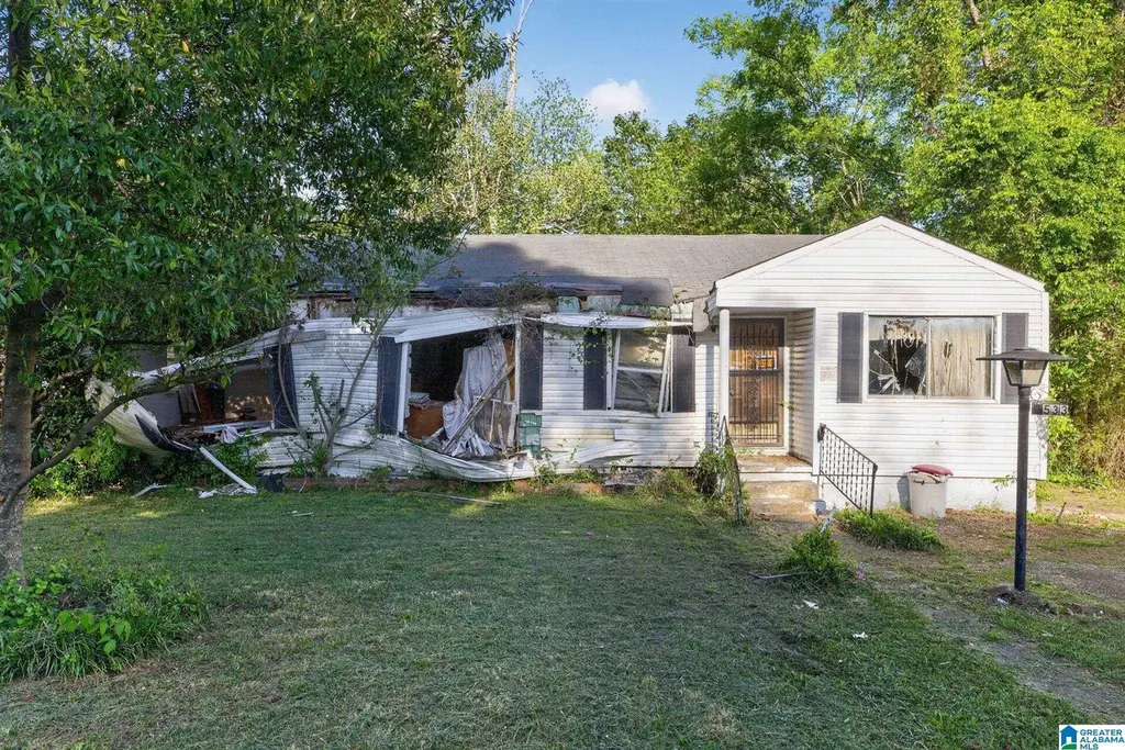 533 Robison Dr