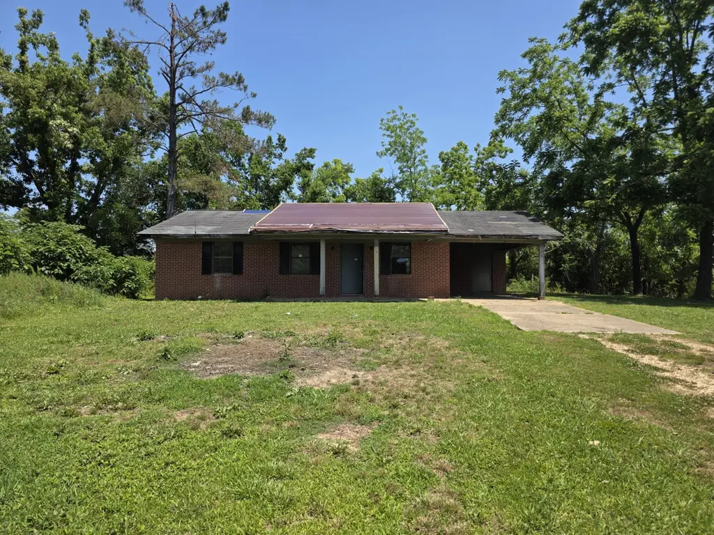 377 County Road 8301