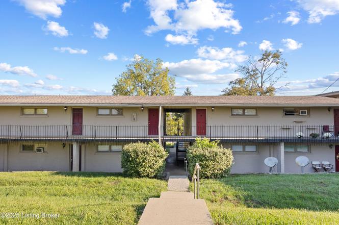 200 Thistlewood Ave #602