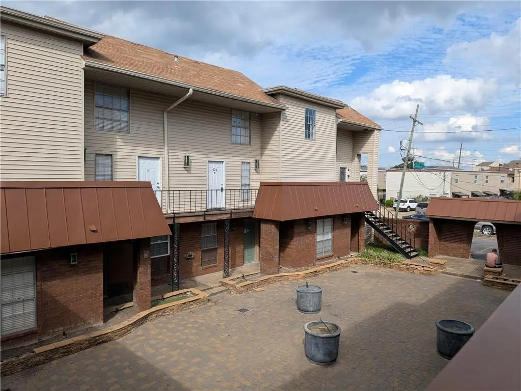 2500 Manson Ave #414