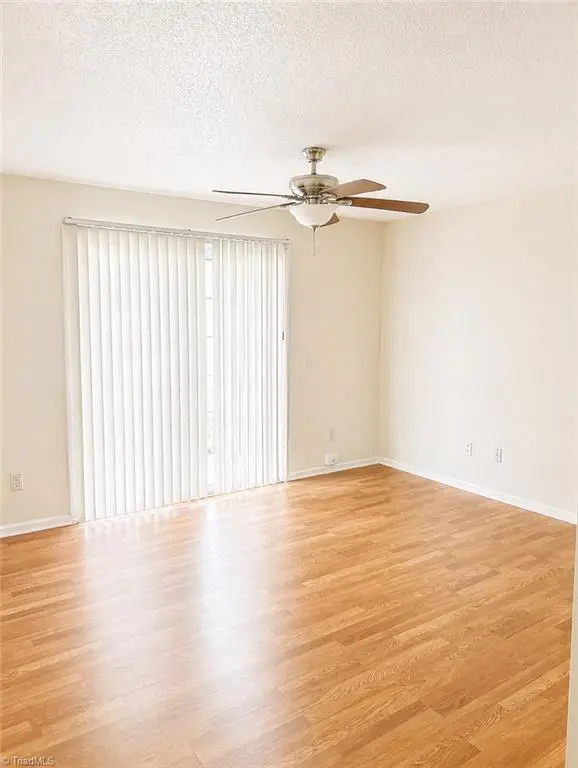 517 Mystic Dr Unit D