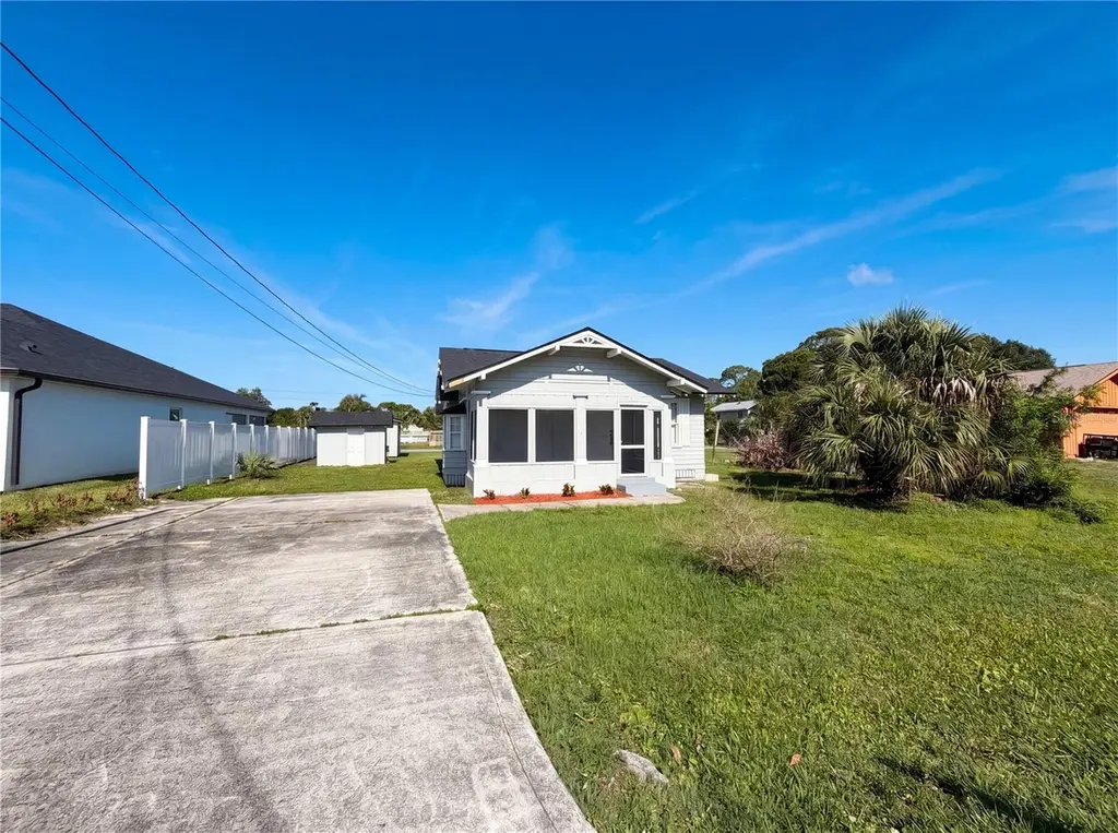 535 Palmetto Dr