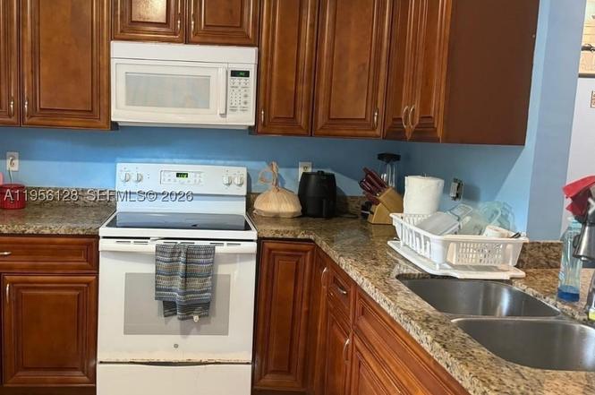 4321 NW 9th Ave #104