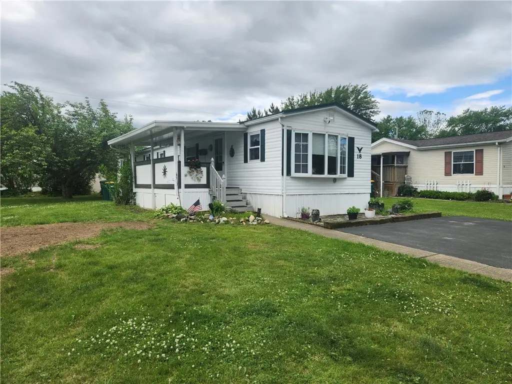 18 Meadowlark Dr