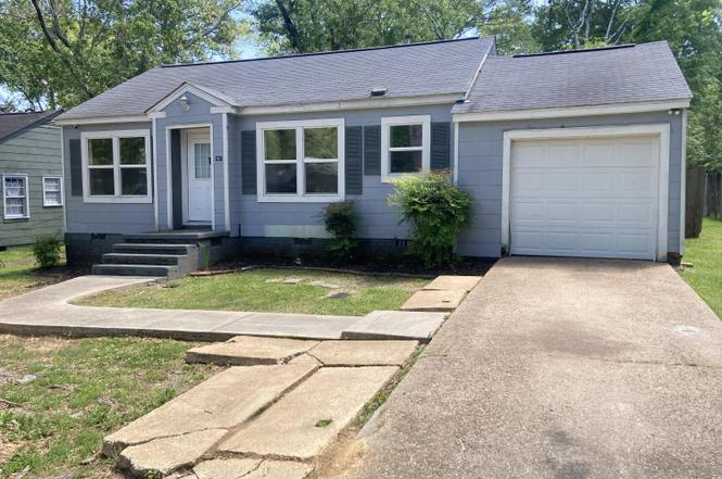 567 Robinhood Rd