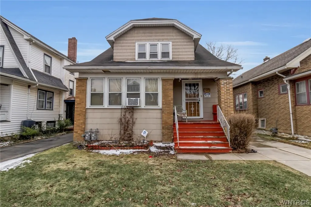 347 Highgate Ave #2