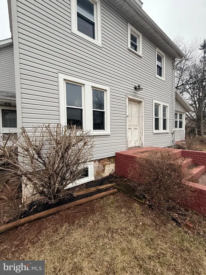 1161 Welsh Rd