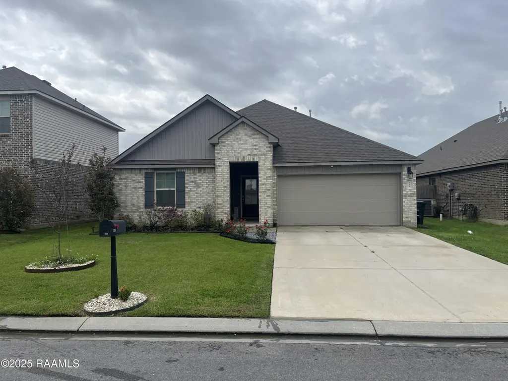 128 Emerald Star Ln