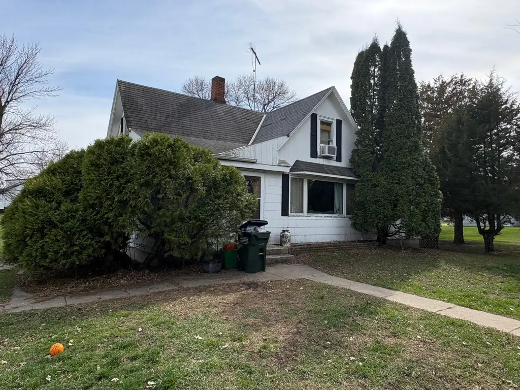 121 SW O'connell St