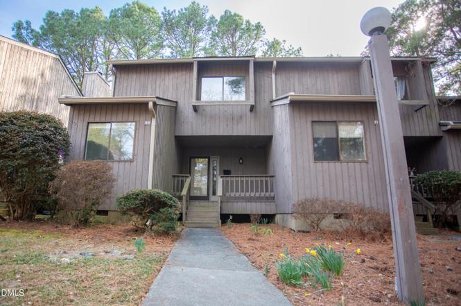 69 Fernwood Ln