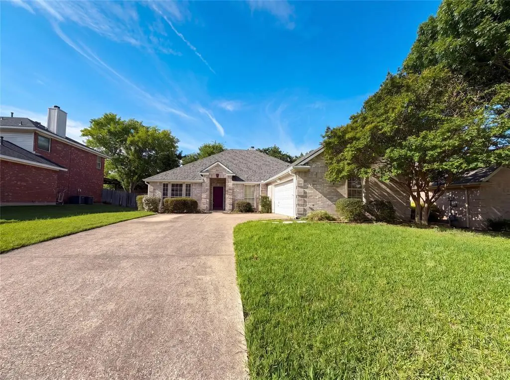 525 Hidden Oak Ln