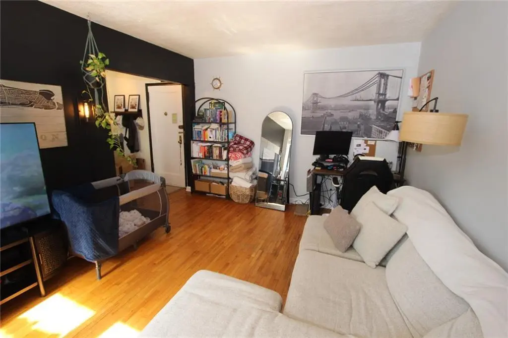2229 Knapp St Unit 1C