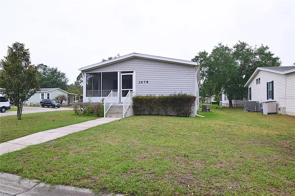 3678 Coconut Palm Cir