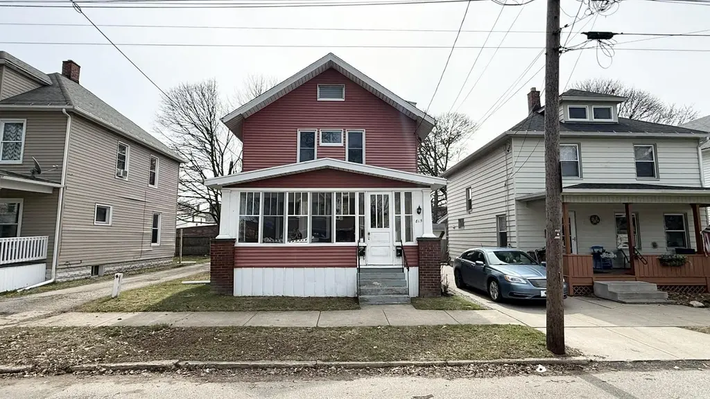 815 W 28th St