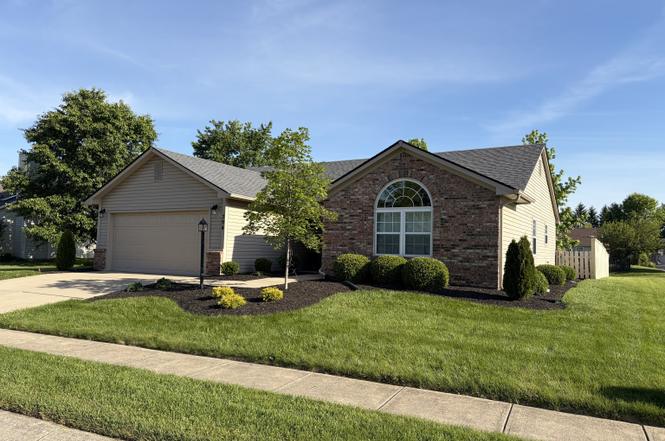 394 E Quail Wood Ln