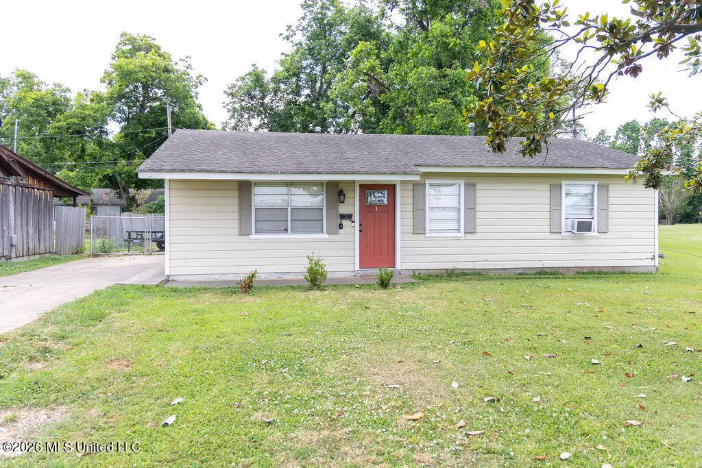 707 Cherokee Rd