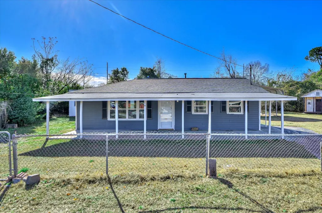 104 Thomas Cir