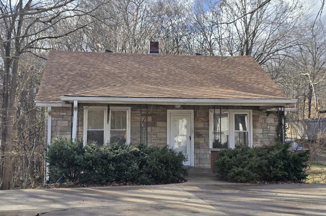 328 Edmondson Ferry Rd