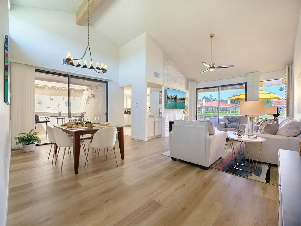 312 S Sierra Madre S