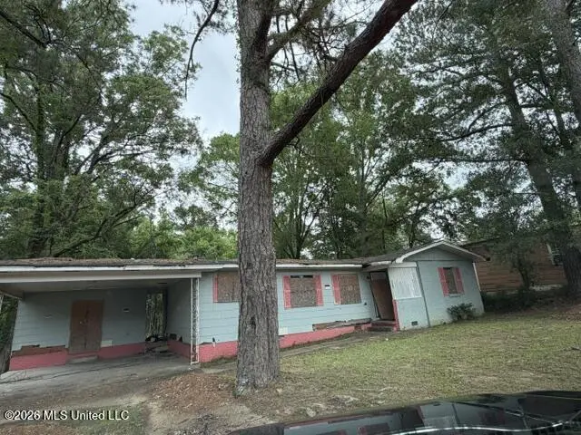 744 W Mcdowell Rd