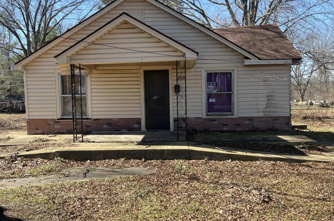 298 High St