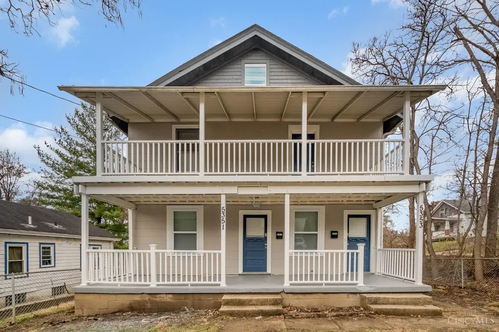 5351 Chapman