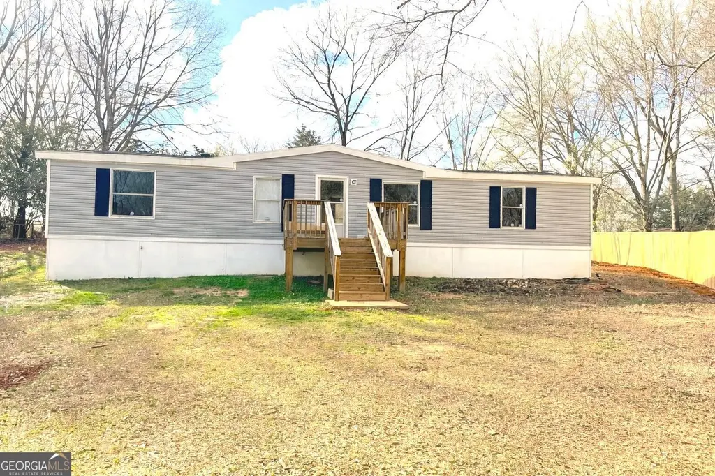 226 Boulder Ln