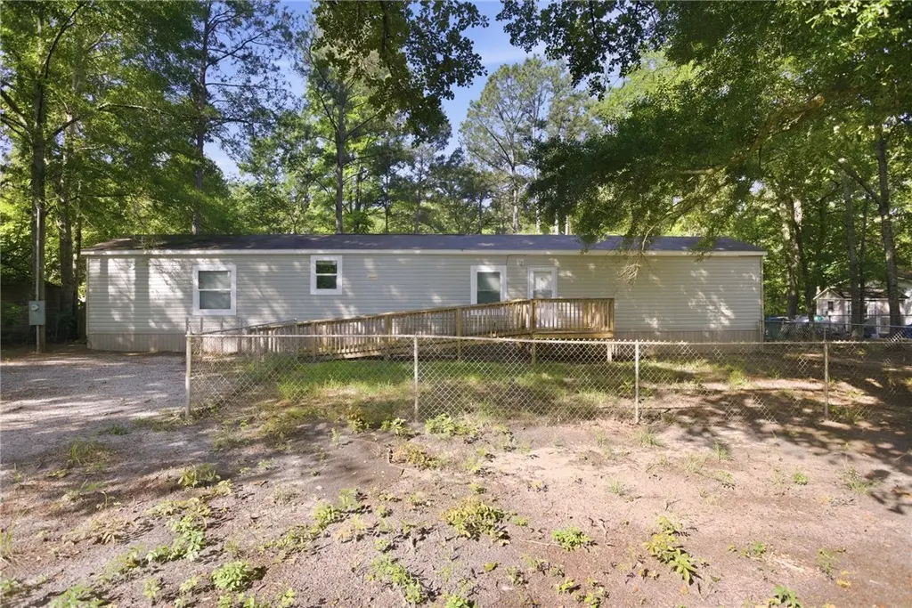 37 Pioneer Dr