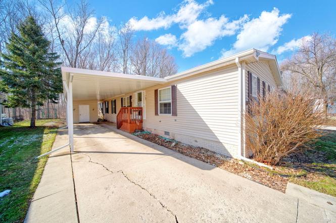 909 Savannah River Dr