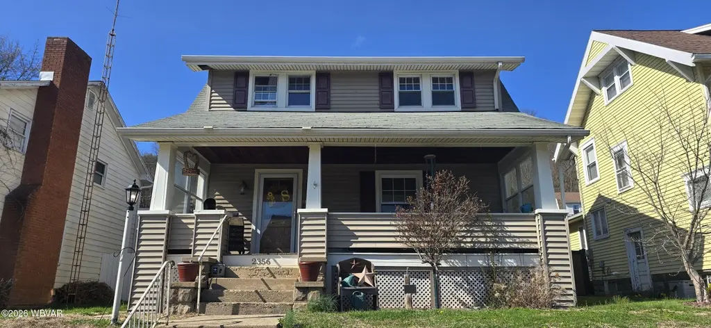 2356 Fairview Ter