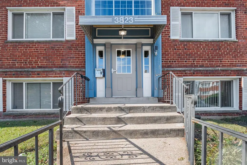 3823 Hamilton St Unit B-303
