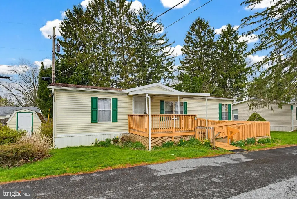 22 Madge Dr