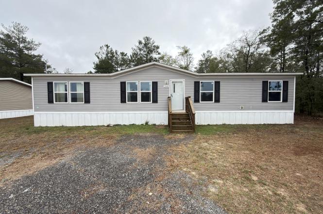 268 E Violet Ln