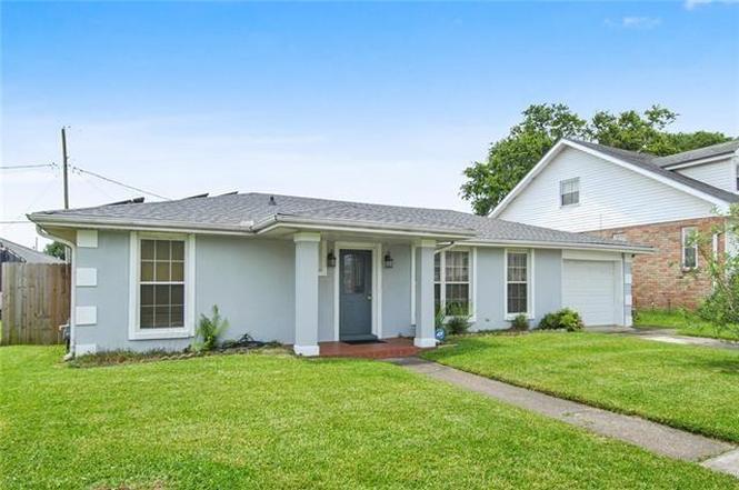 208 Bear Dr