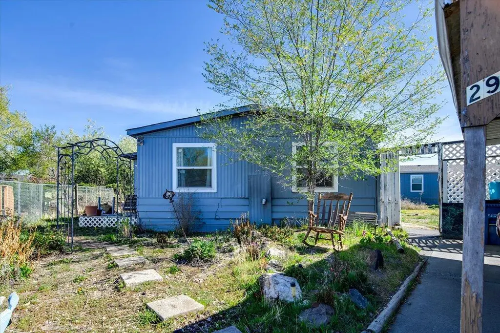 1515 NW Fir Ave Unit 29